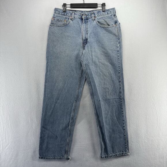 Vintage Levis Jeans Fits 32x30 Blue 550 Light Wash Red Tab Straight Distressed - Picture 2 of 14